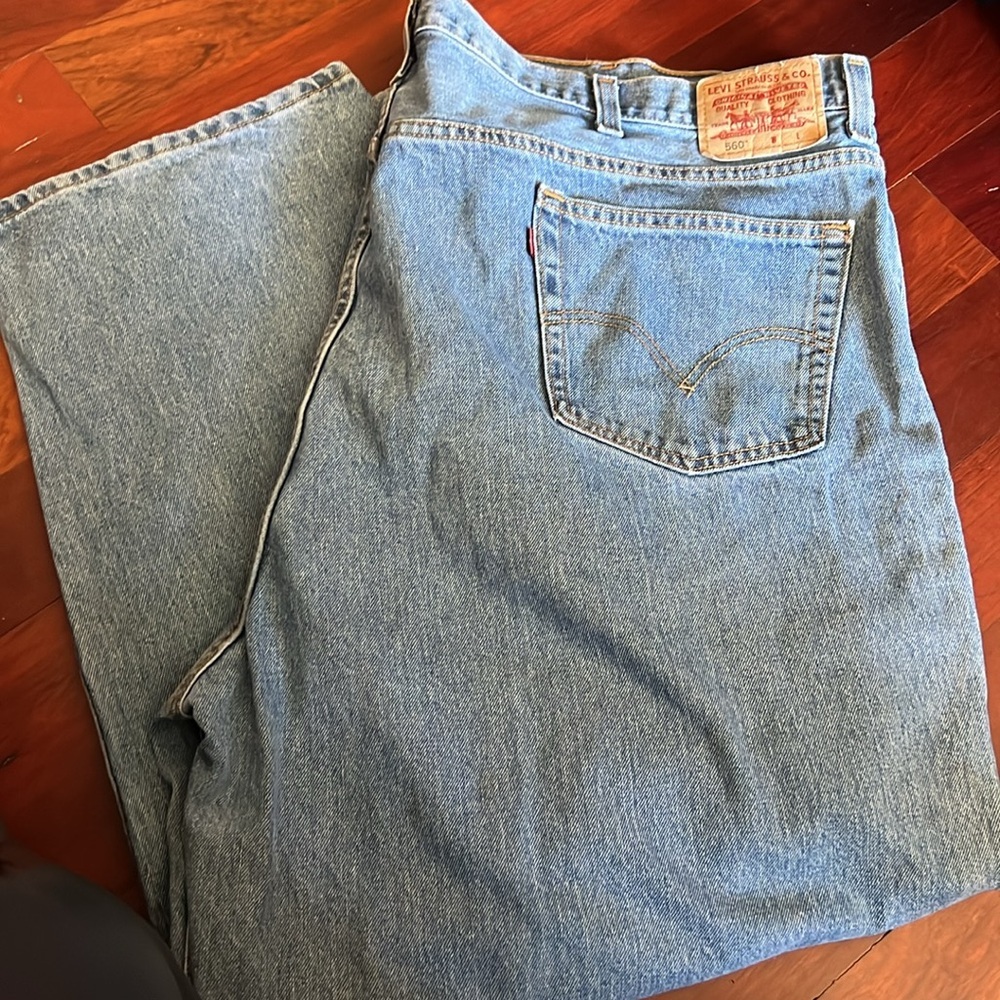 Levi 560 Jeans​